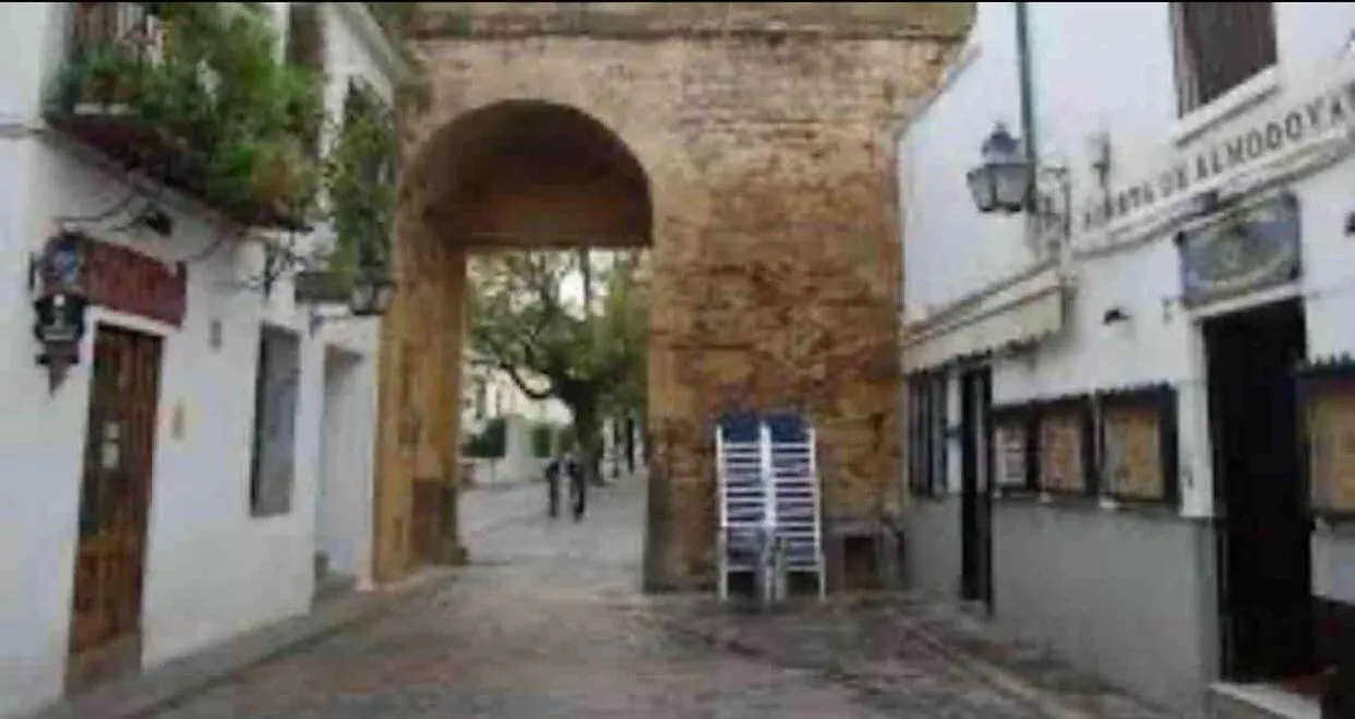 Aptos. Paniagua Córdoba 0*,  España